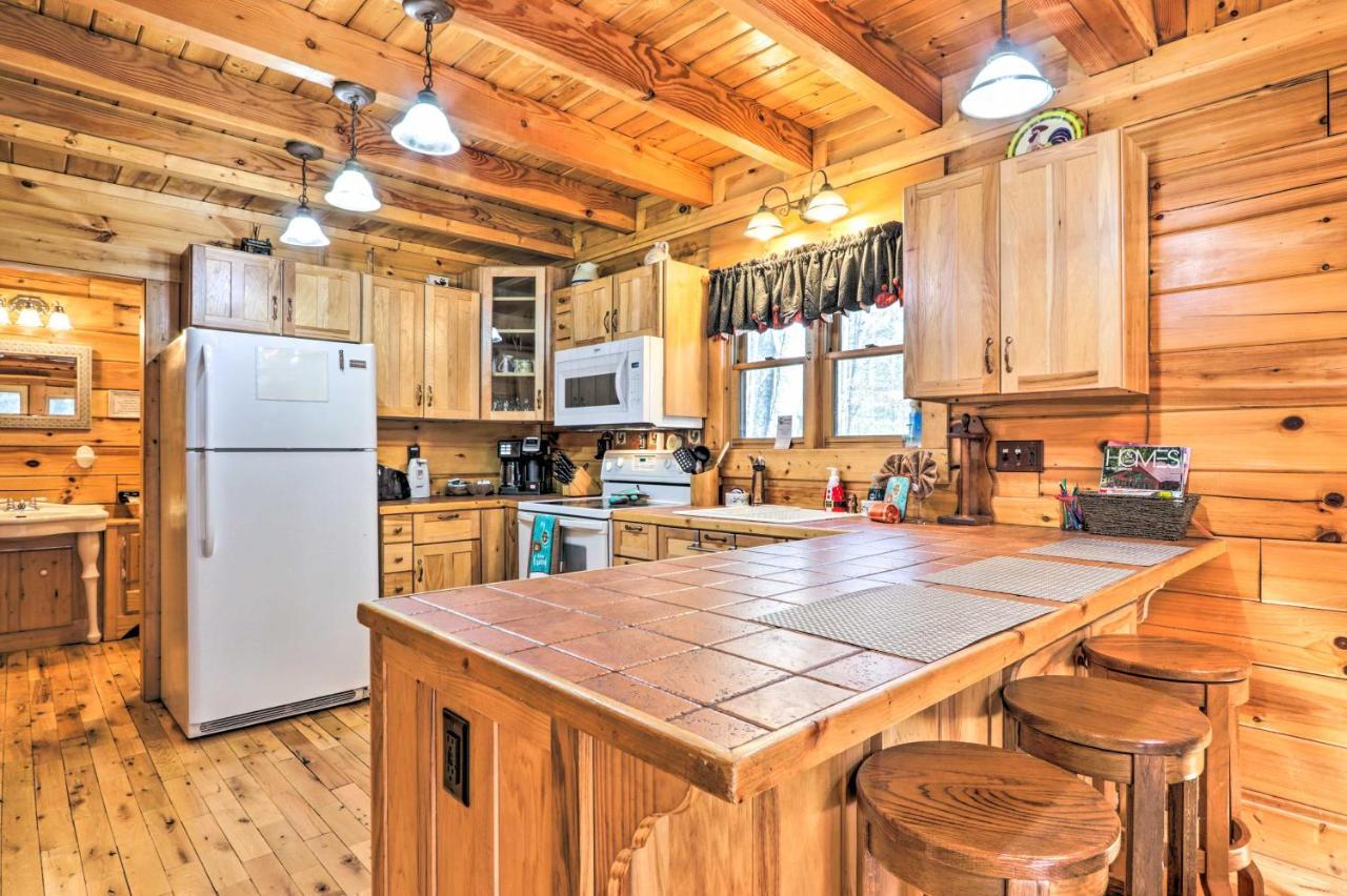 Creekside Sevierville Cabin Game Room And Hot Tub! Exterior photo