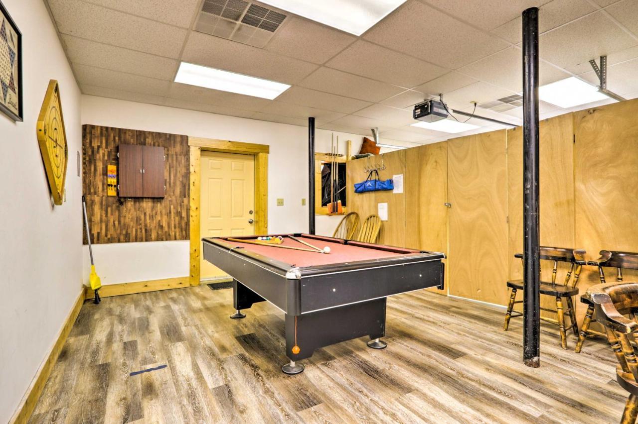 Creekside Sevierville Cabin Game Room And Hot Tub! Exterior photo