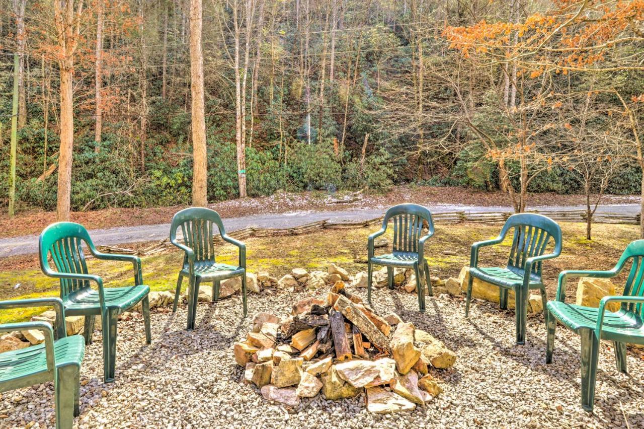 Creekside Sevierville Cabin Game Room And Hot Tub! Exterior photo